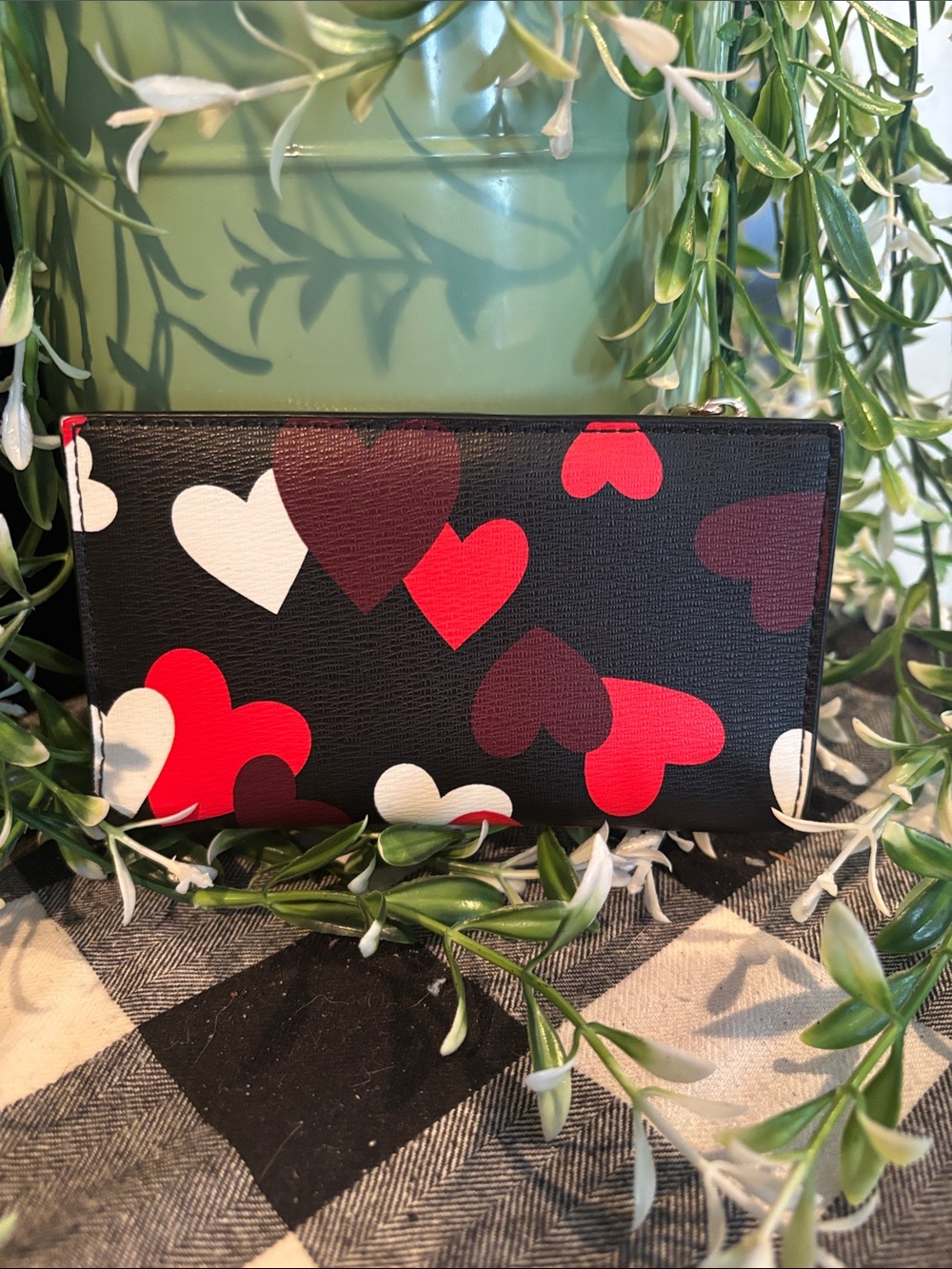 Kate Spade Spencer Celebration Hearts Small Slim Bifold Wallet - Picture 5 of 5